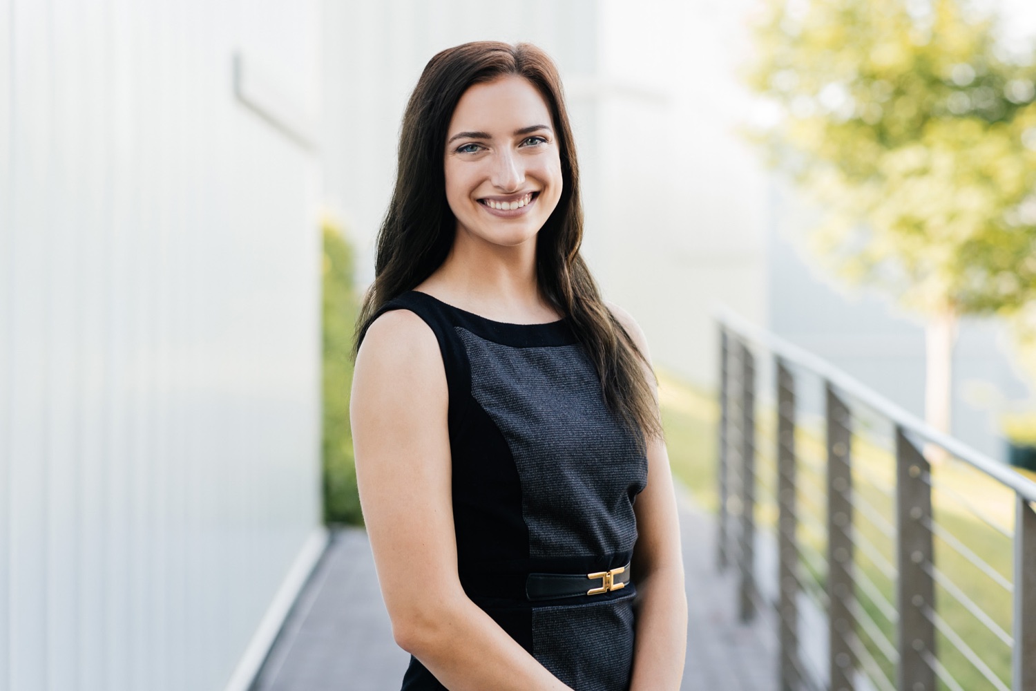 outdoor headshot for college intern